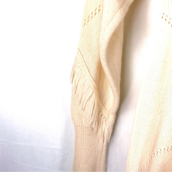 Lane Bryant cream fringed sweater size 14/16 NWT - Picture 10 of 15